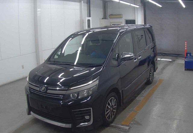 2016 Toyota Voxy