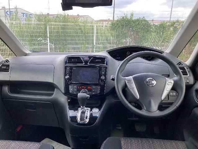 2016 Nissan Serena Highway Star