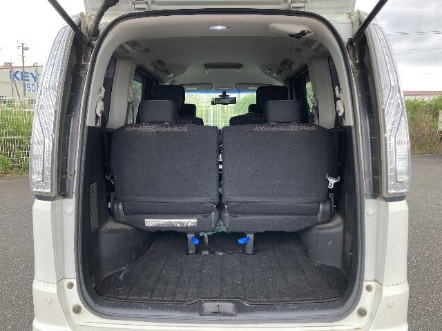 2016 Nissan Serena Highway Star