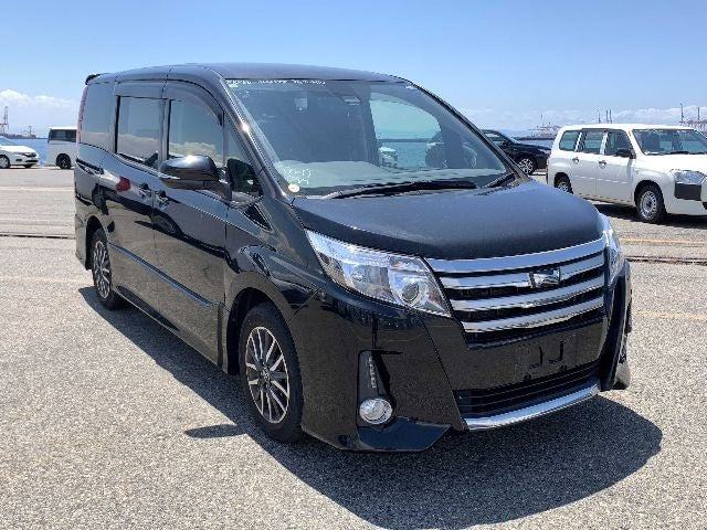 2016 Toyota Noah Si